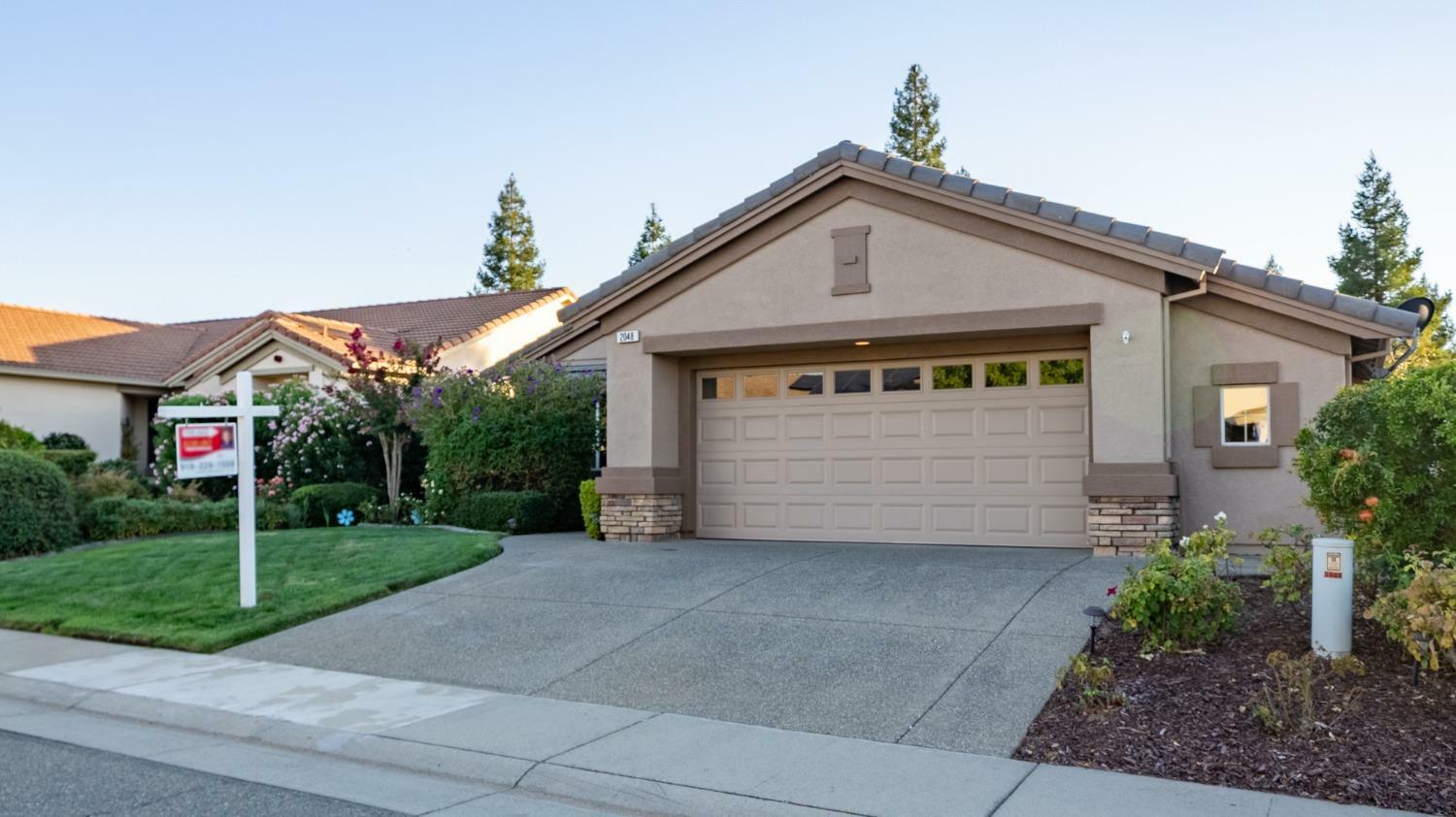 Property Photo:  2048 Prairie View Lane  CA 95648 