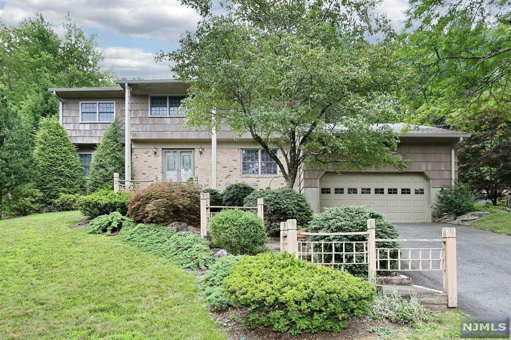 Property Photo: 39 Wolfe Drive NJ 07465