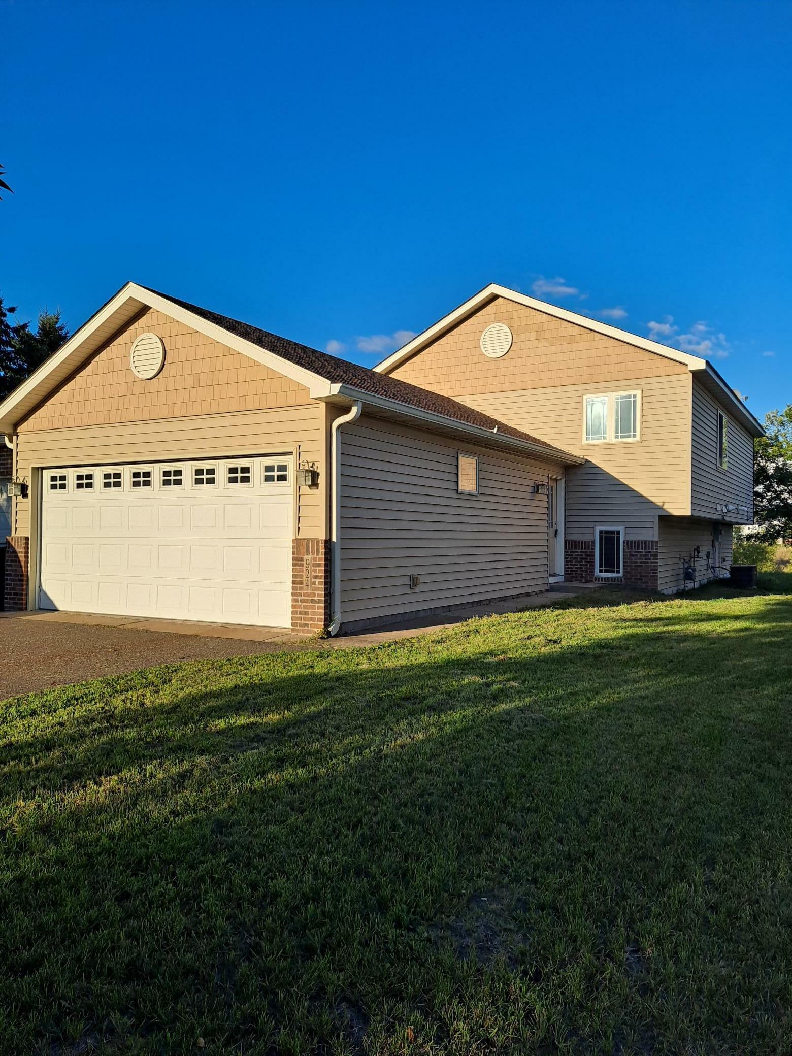 Property Photo:  924 Whiskey Road NW  MN 55040 