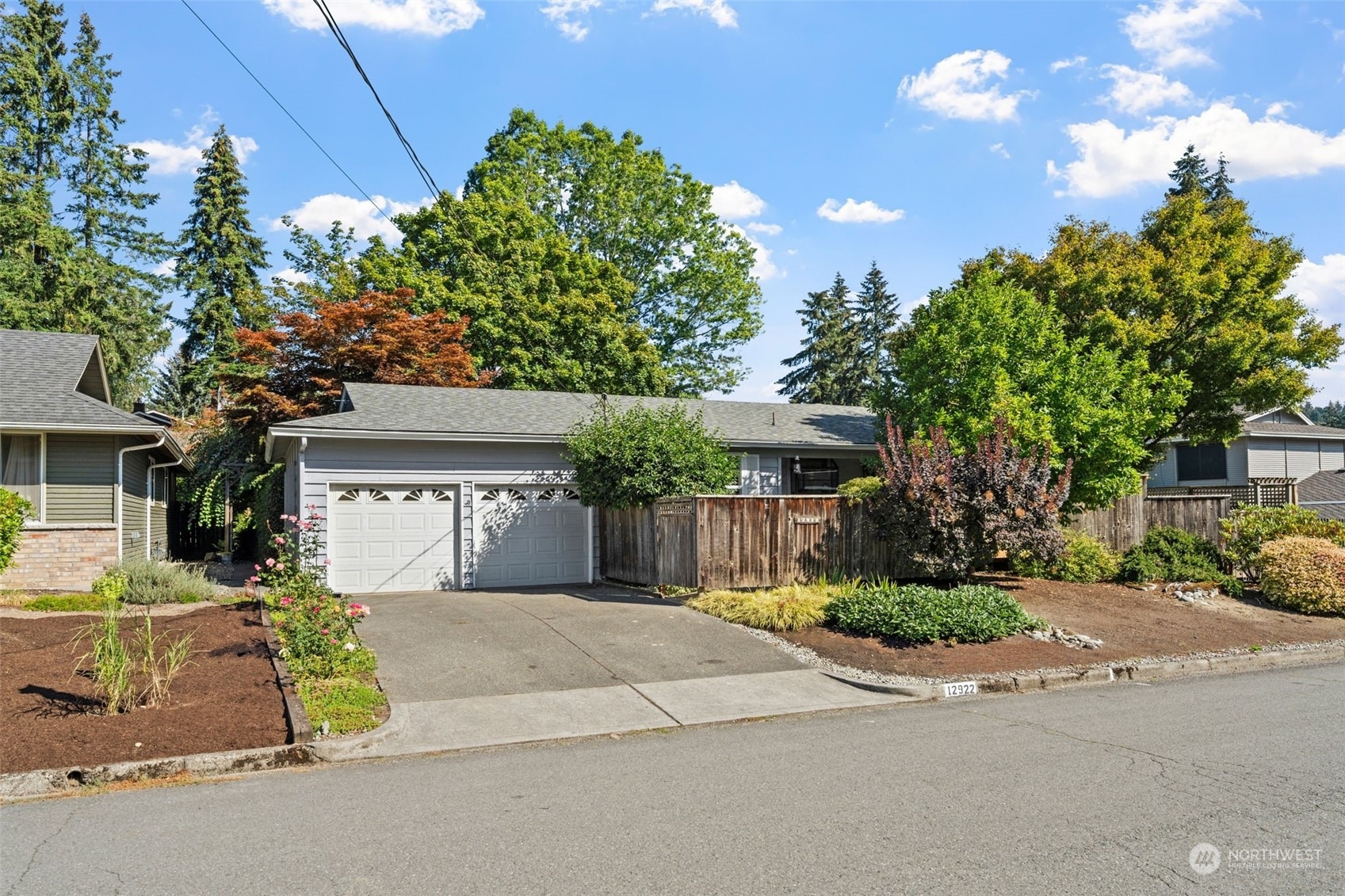 Property Photo:  12922 SE 7th Place  WA 98005 