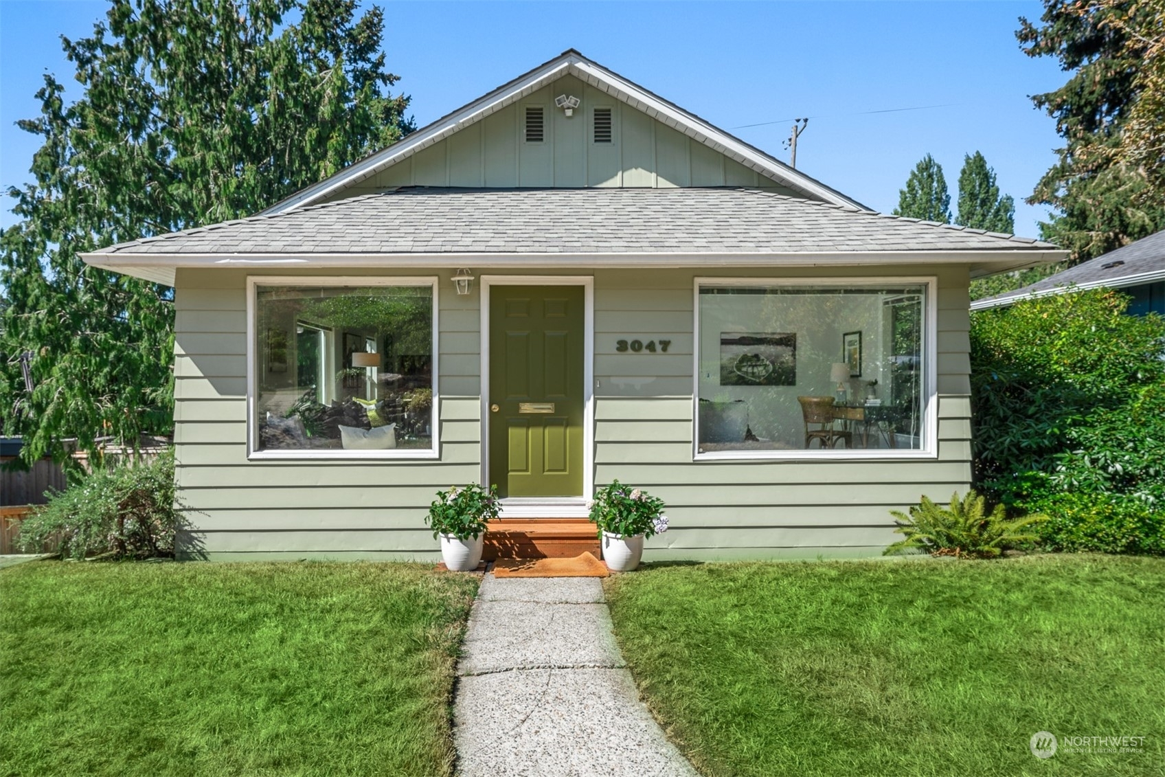 Property Photo:  3047 46th Avenue SW  WA 98116 