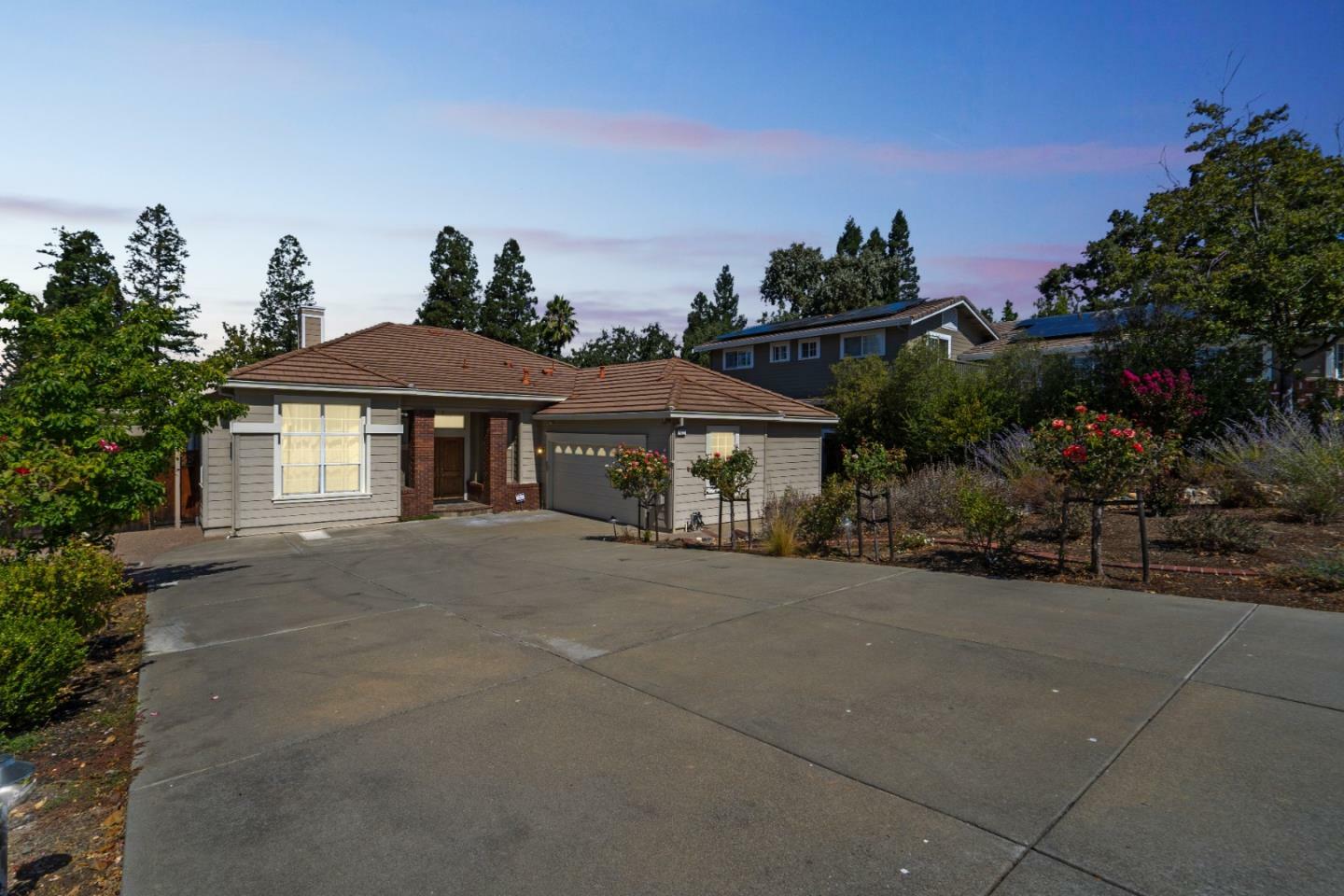 Property Photo:  4625 Mirador Drive  CA 94566 