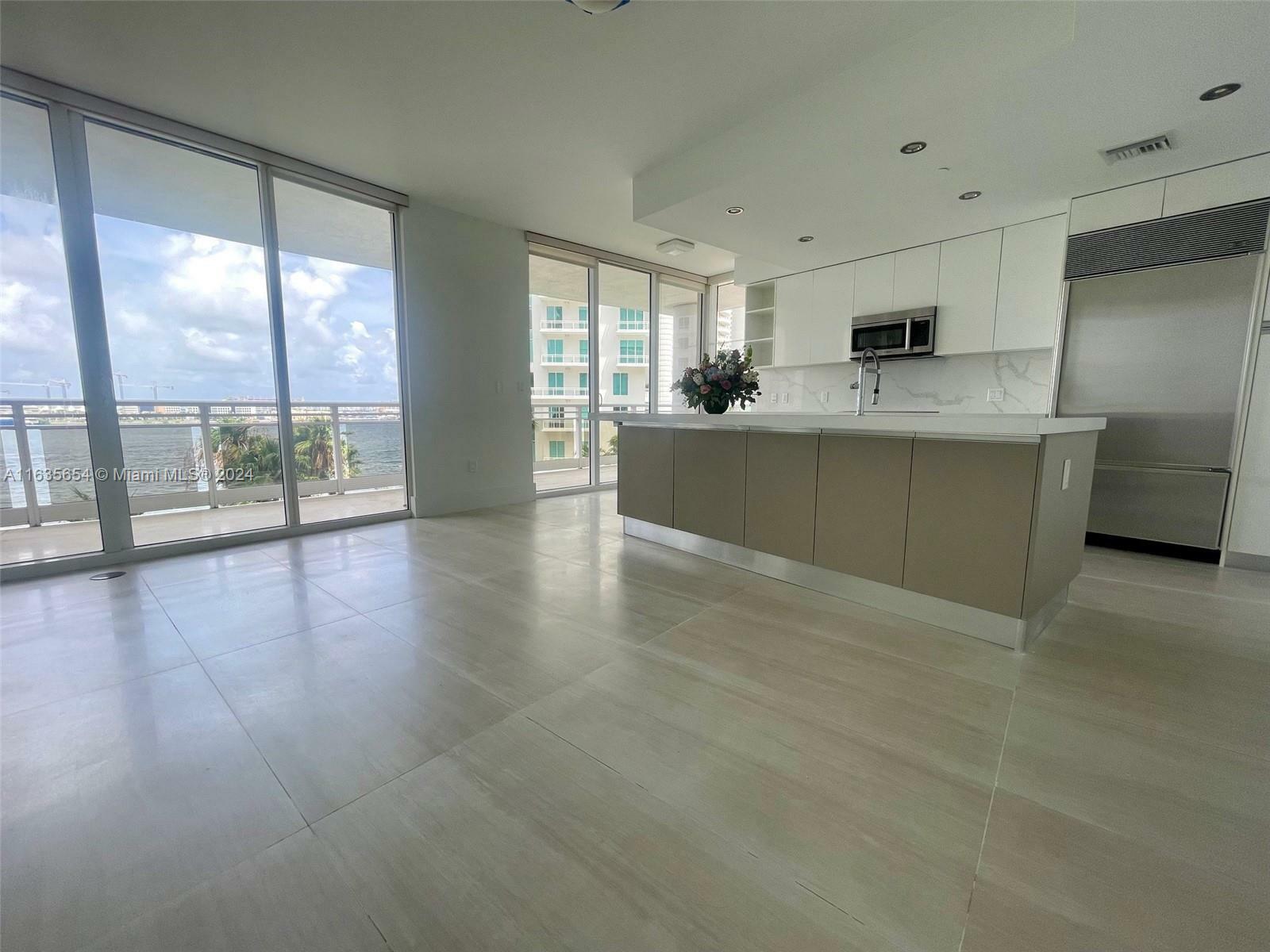 Property Photo:  901 Brickell Key Blvd 608  FL 33131 