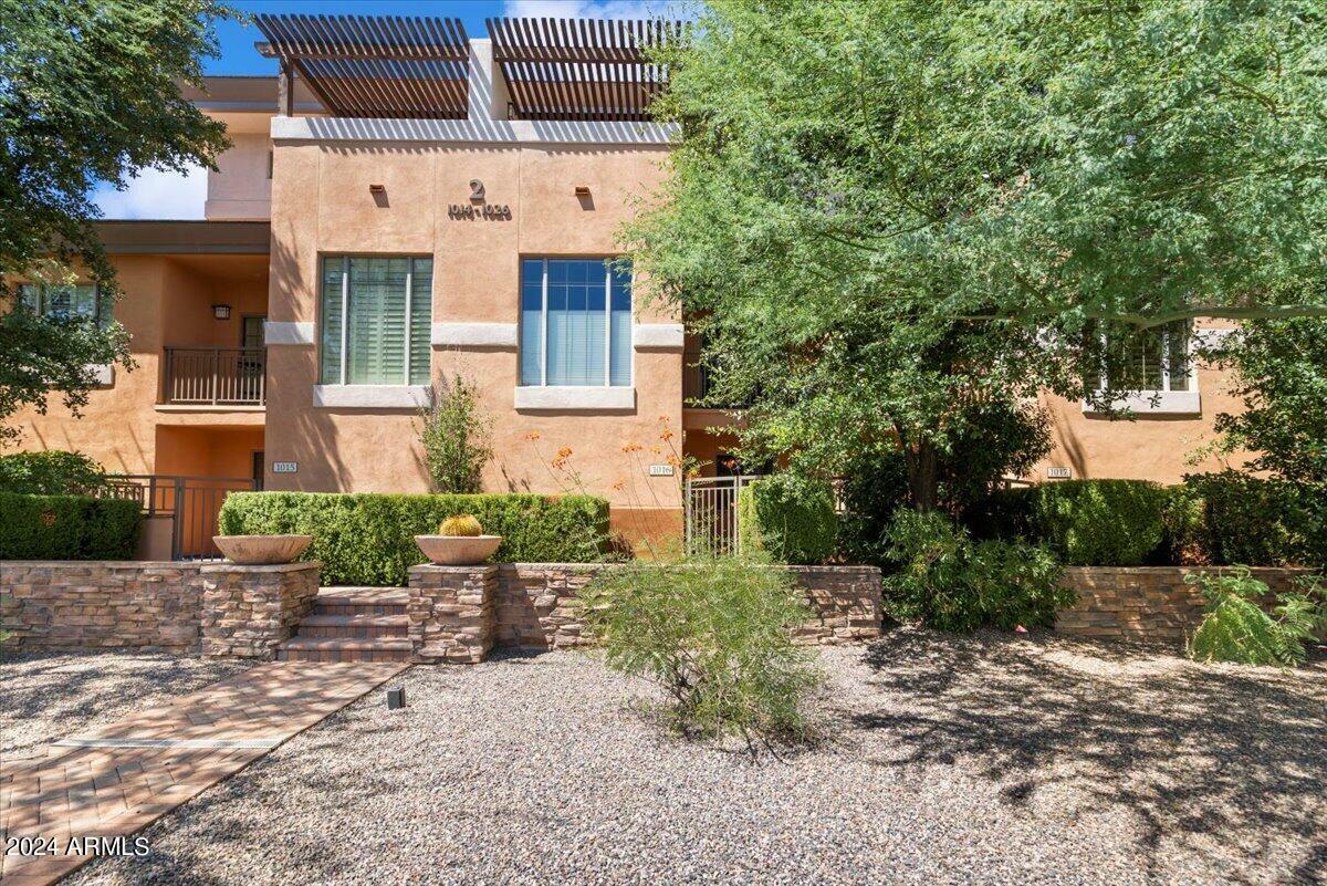 Property Photo:  6940 E Cochise Road 1016  AZ 85253 