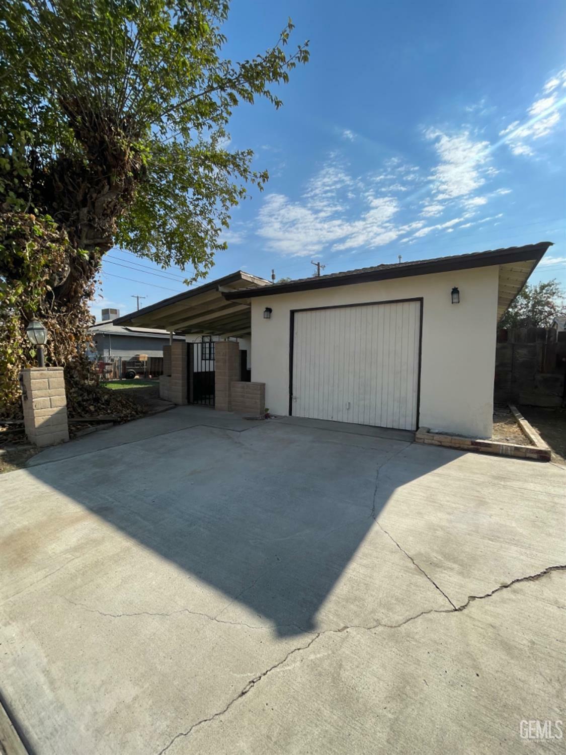 Property Photo:  3212 S P Street  CA 93304 