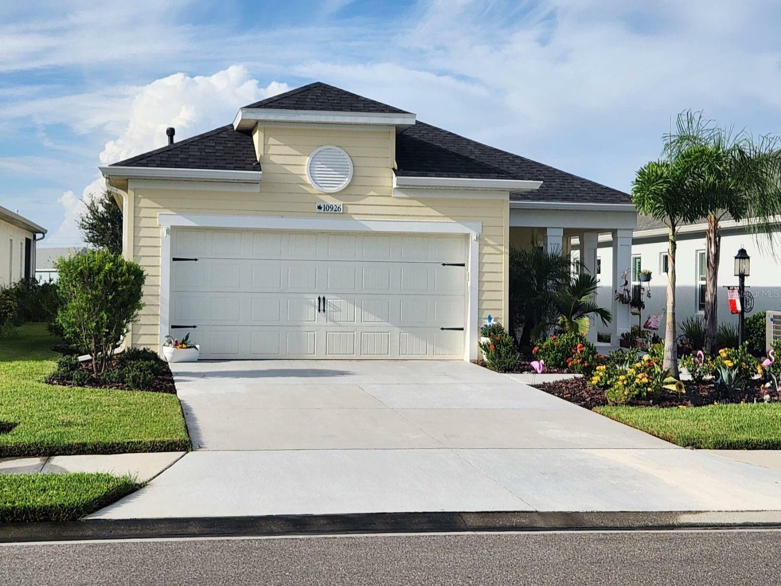 Property Photo:  10926 Sand Pine Lane  FL 34219 