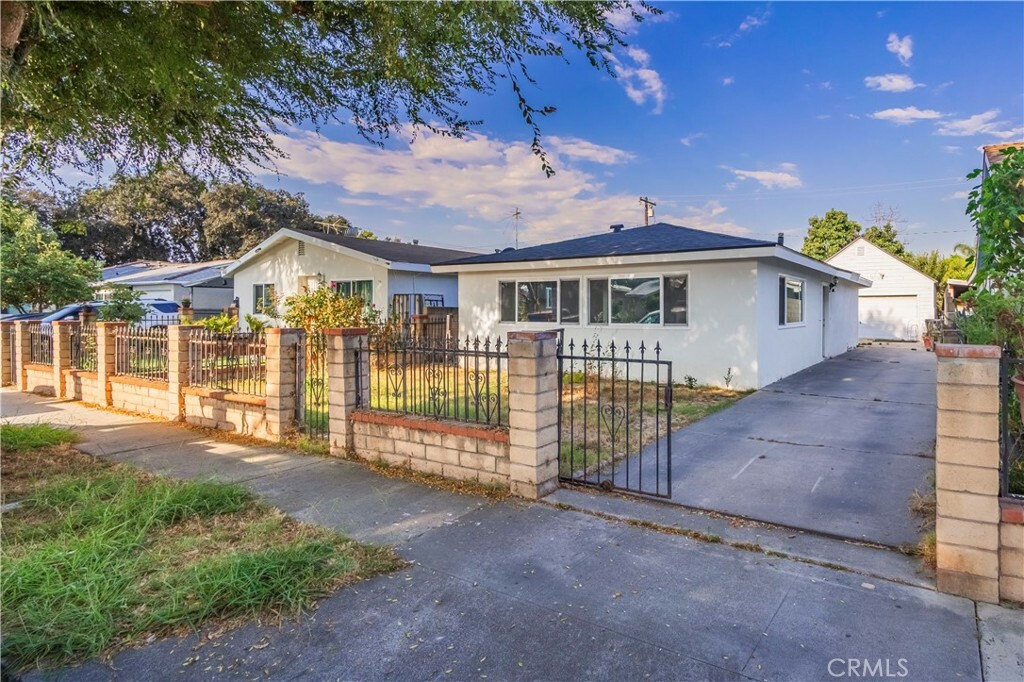 Property Photo:  2078 Evergreen Street  CA 92707 