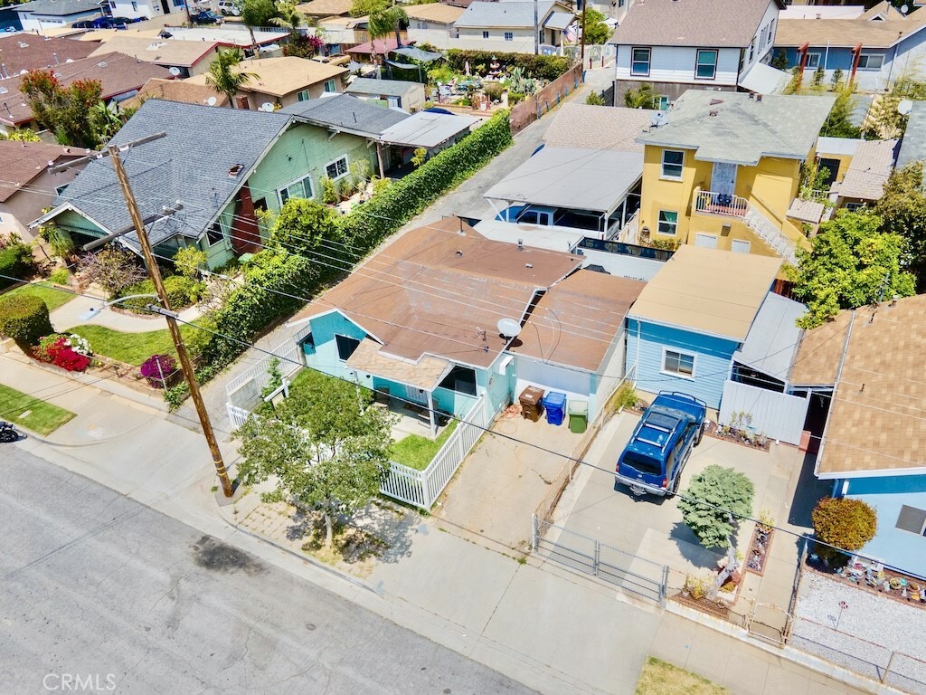 Property Photo:  3747 E 5th Street  CA 90063 