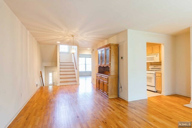 Property Photo:  203 Grand Ridge Drive  NJ 07657 