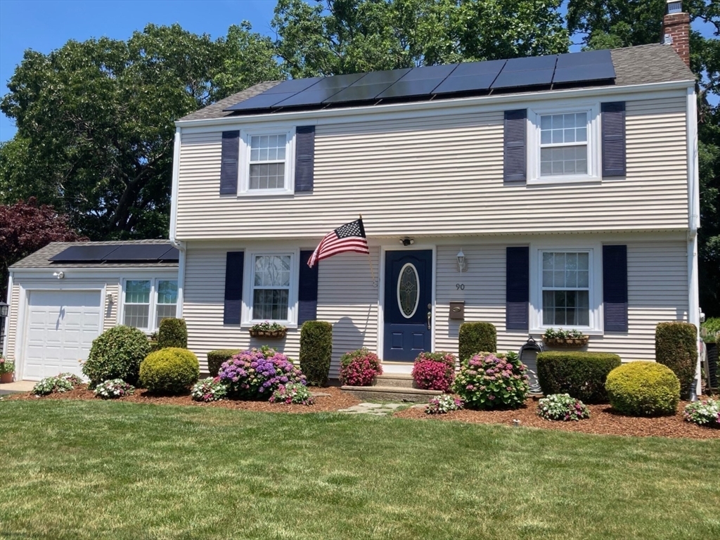 Property Photo: 90 Greenwich Ave RI 02914