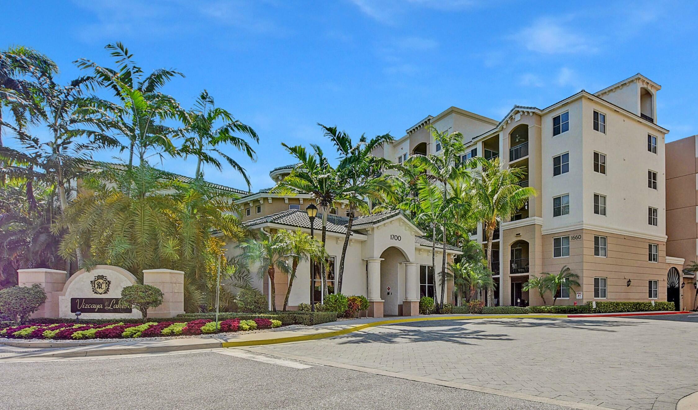 Property Photo:  1690 Renaissance Commons Boulevard 1419  FL 33426 