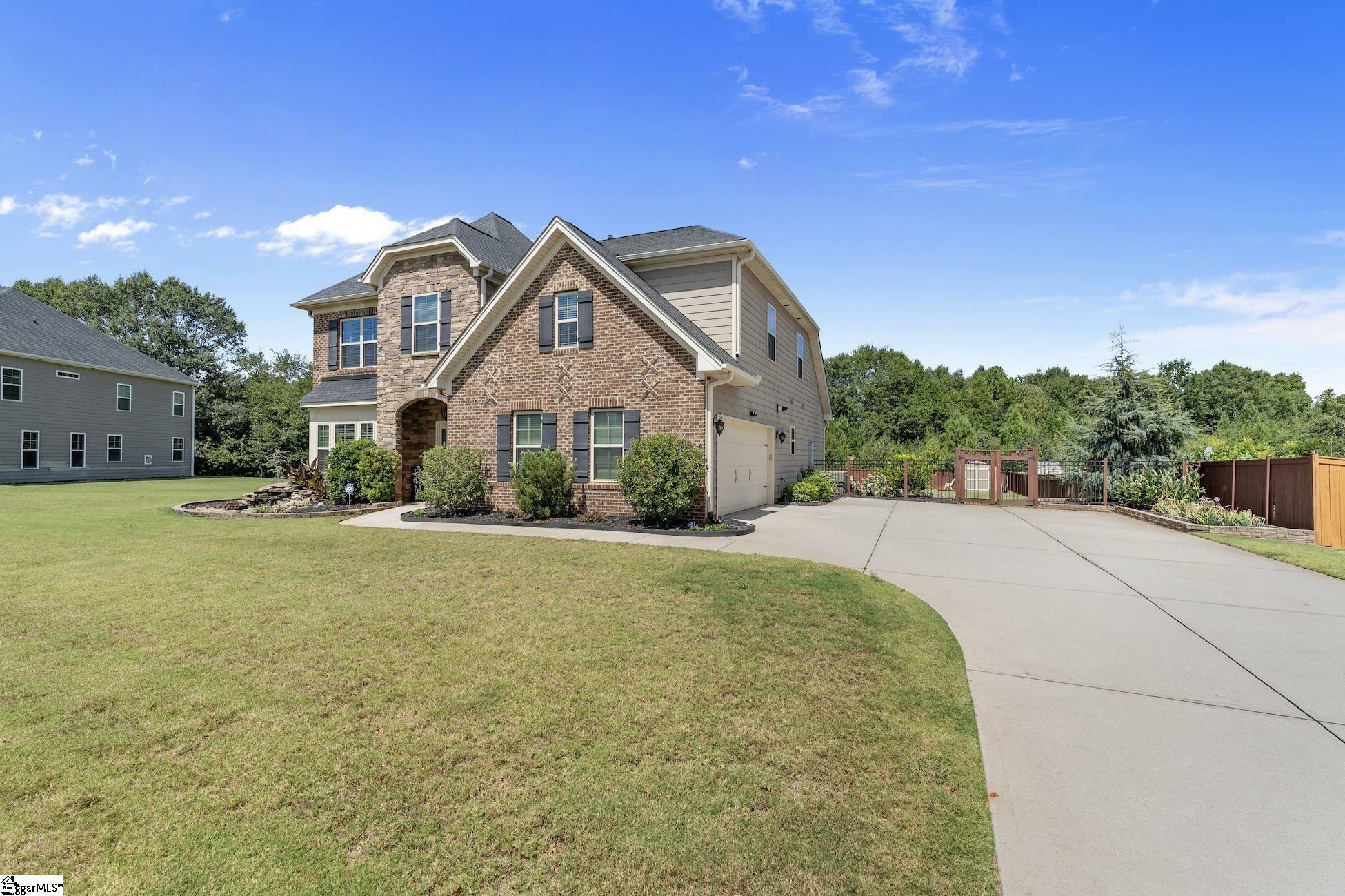 Property Photo:  611 N Meadows Lane  SC 29642 