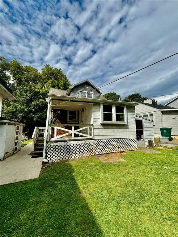 Property Photo:  516 Oakwood Street  PA 18045 