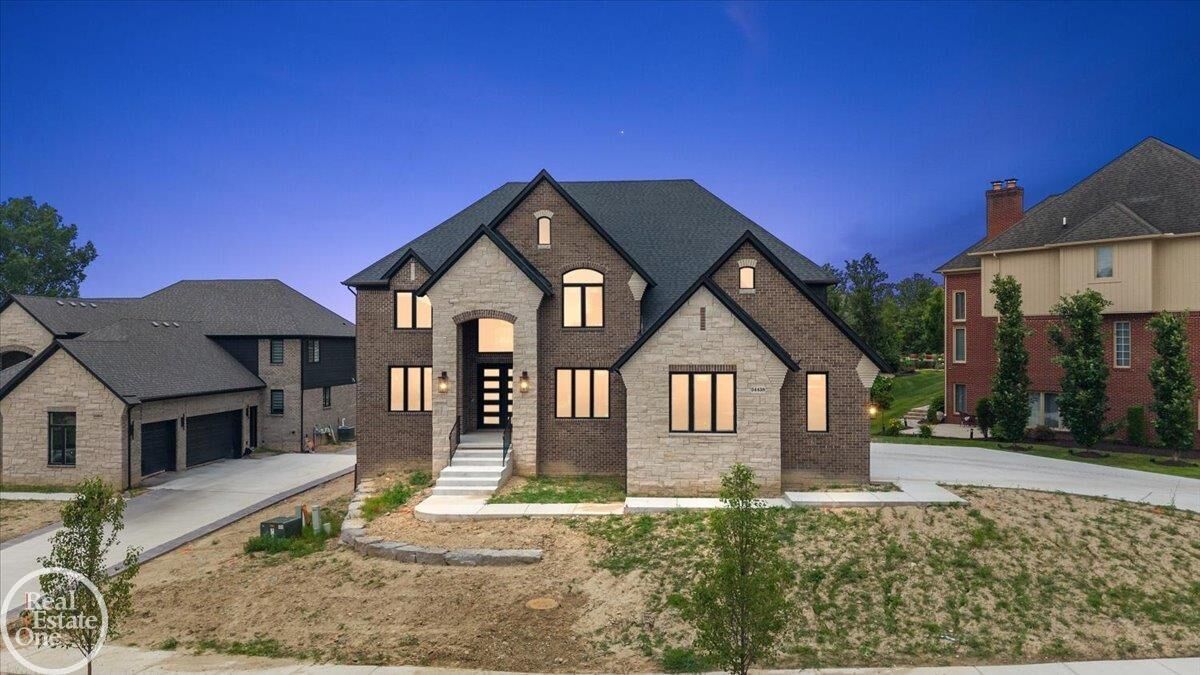 Property Photo:  54438 Carrington Drive Lot #110  MI 48316-1368 