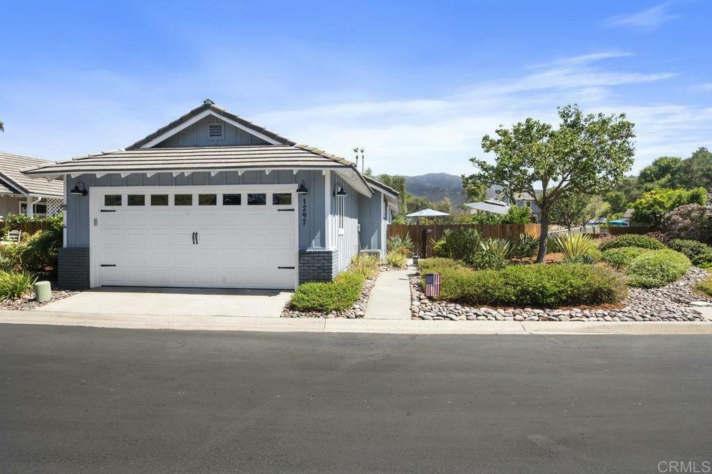 Property Photo:  1297 Smokebush Ct. Court  CA 92019 