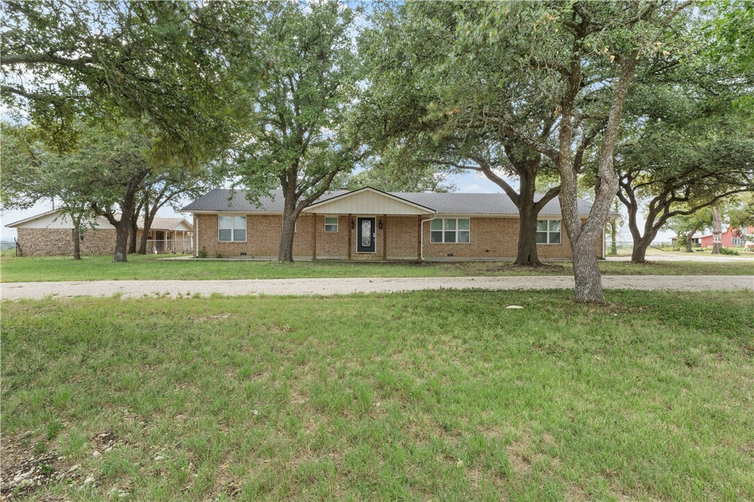 Property Photo:  540 Fm 1996  TX 76561 