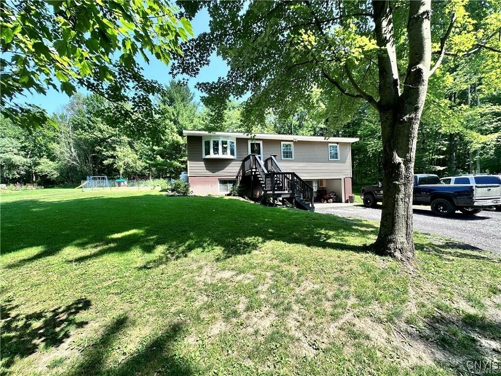 Property Photo:  8427 Edwards Road  NY 13440 