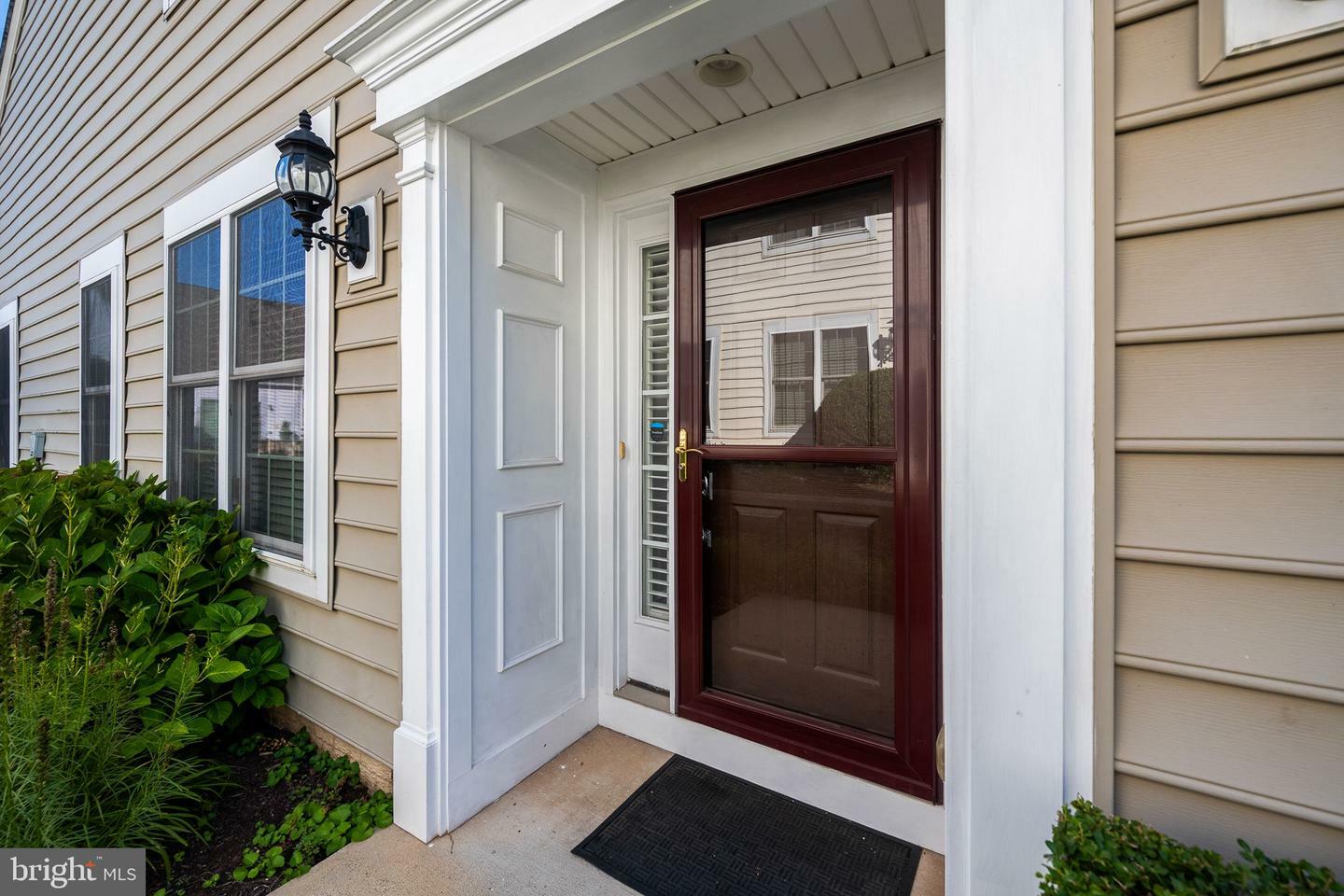 Property Photo:  44402 Maltese Falcon Square  VA 20147 