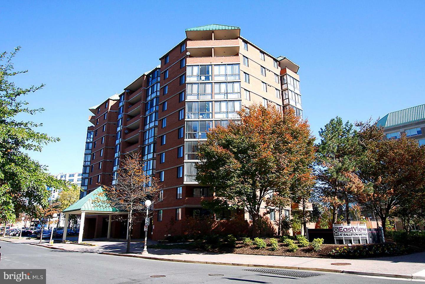 Property Photo:  1001 N Randolph Street 617  VA 22201 