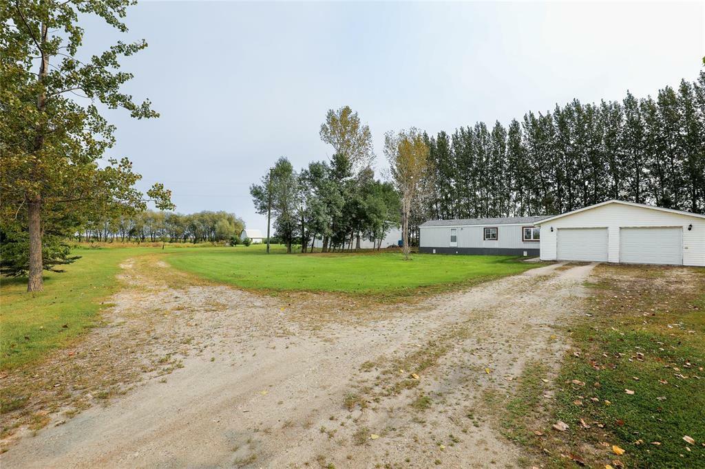 34017 37E Road East  Steinbach MB R0A 0W2 photo