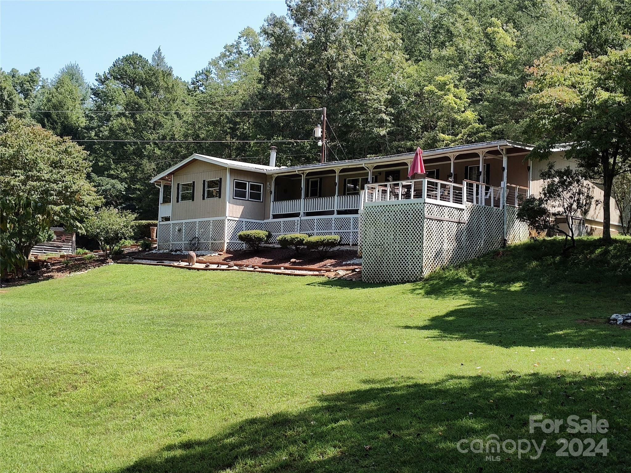 Property Photo:  72 Paradise Lane  NC 28762 