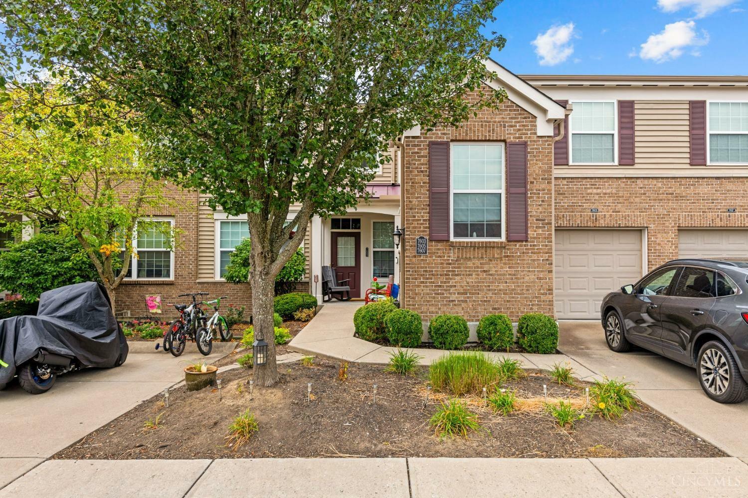 Property Photo:  7607 Skyview Circle  OH 45248 