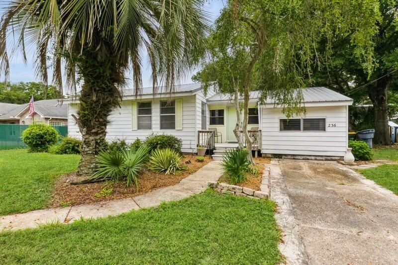 Property Photo:  236 NE Marshall Drive  FL 32547 