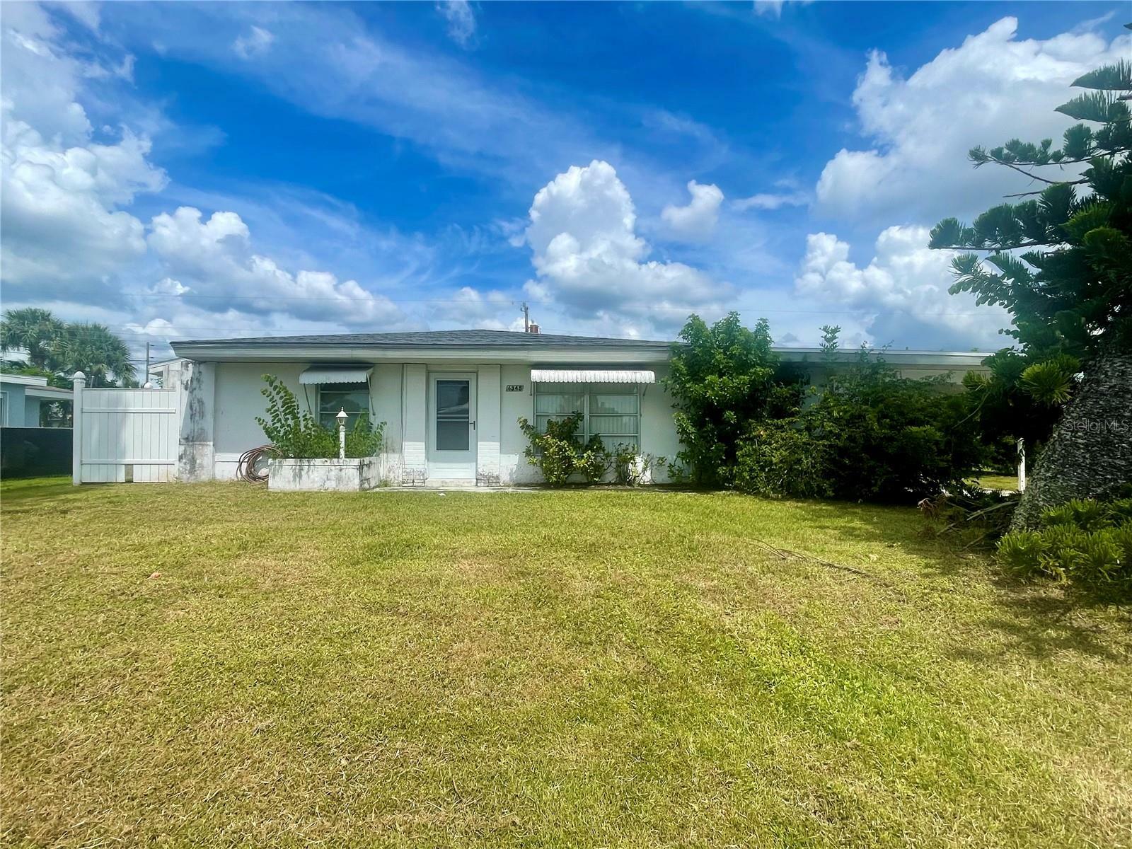 Property Photo:  6348 Sooner Street  FL 34287 