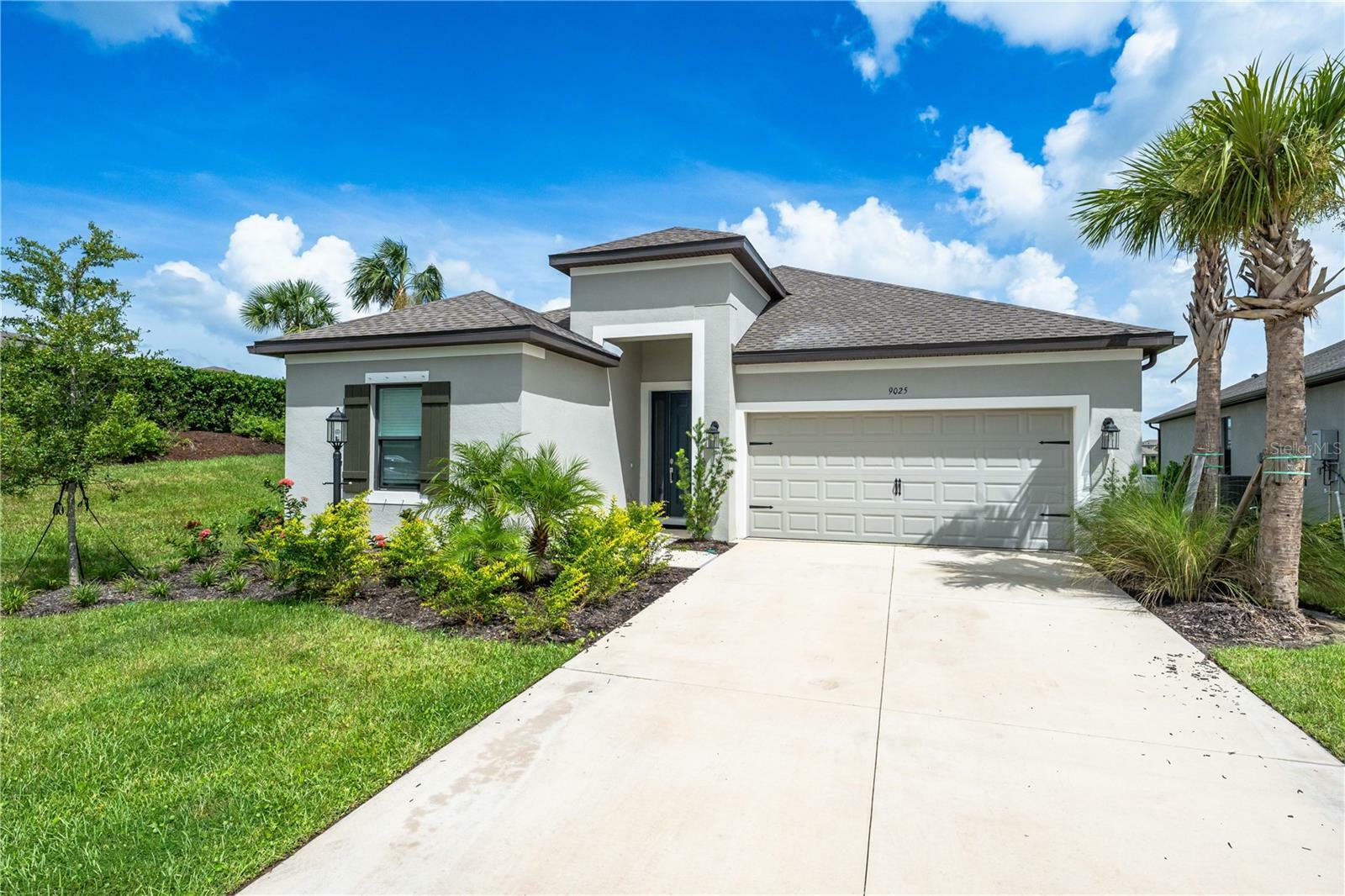 Property Photo:  9025 Tequila Sunrise Drive  FL 34241 