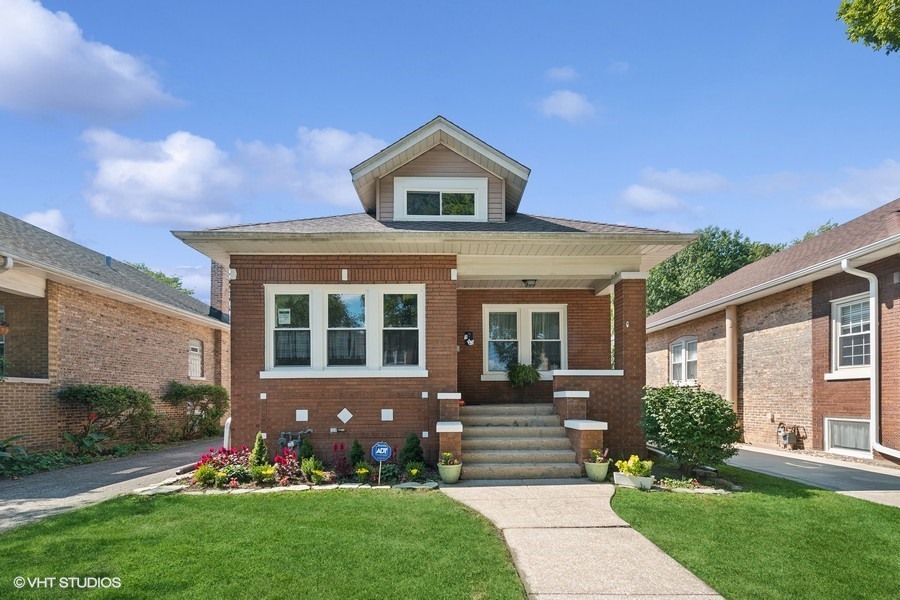 Property Photo:  120 Lathrop Avenue  IL 60305 