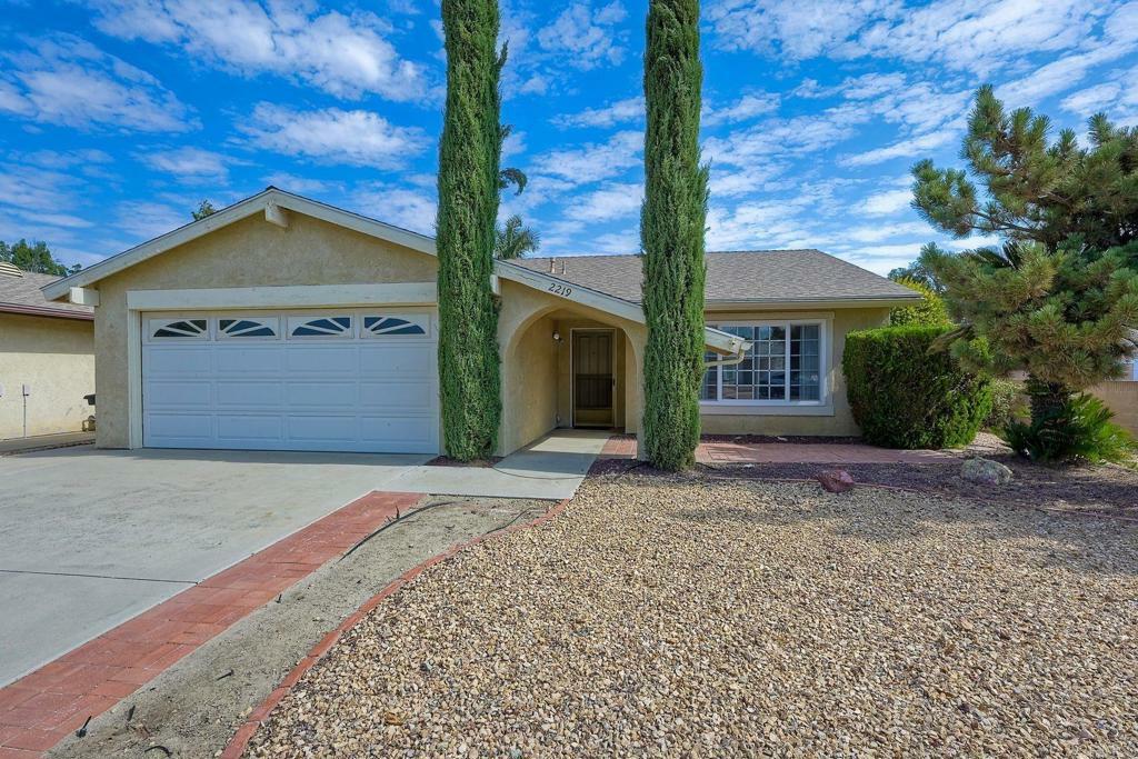 Property Photo:  2219 El Rancho Circle  CA 92545 