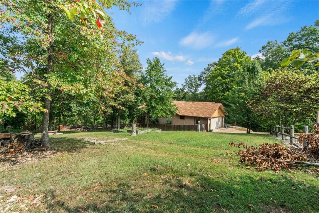 Property Photo:  10 Clyde Lane  AR 72715 