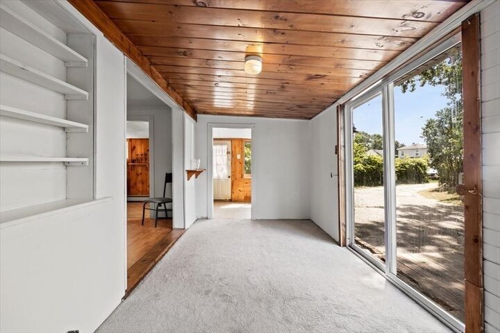 Property Photo:  6-R Cooper Sq  MA 02780 