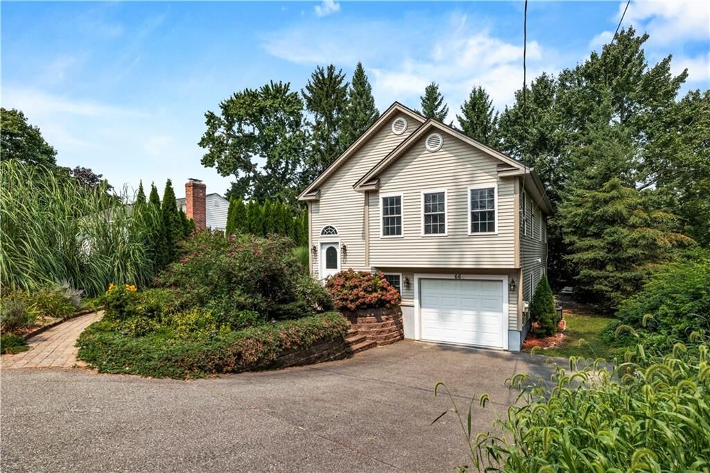 Property Photo:  66 Meadow Avenue  RI 02864 