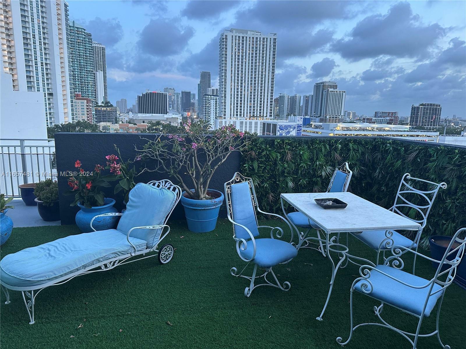 Property Photo:  2275 Biscayne Blvd Ph205  FL 33137 