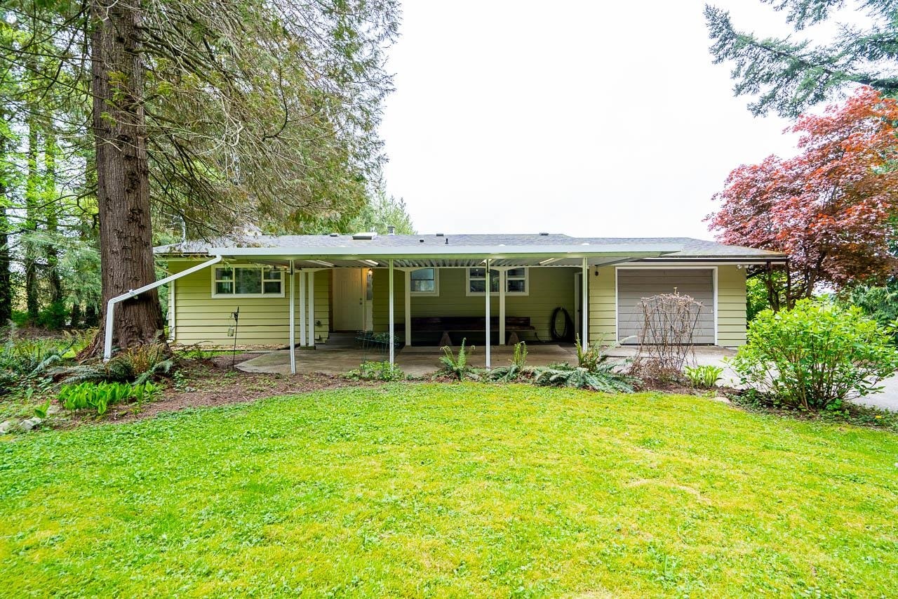 Property Photo:  31914 Viewcrest Avenue  BC V4S 1E7 