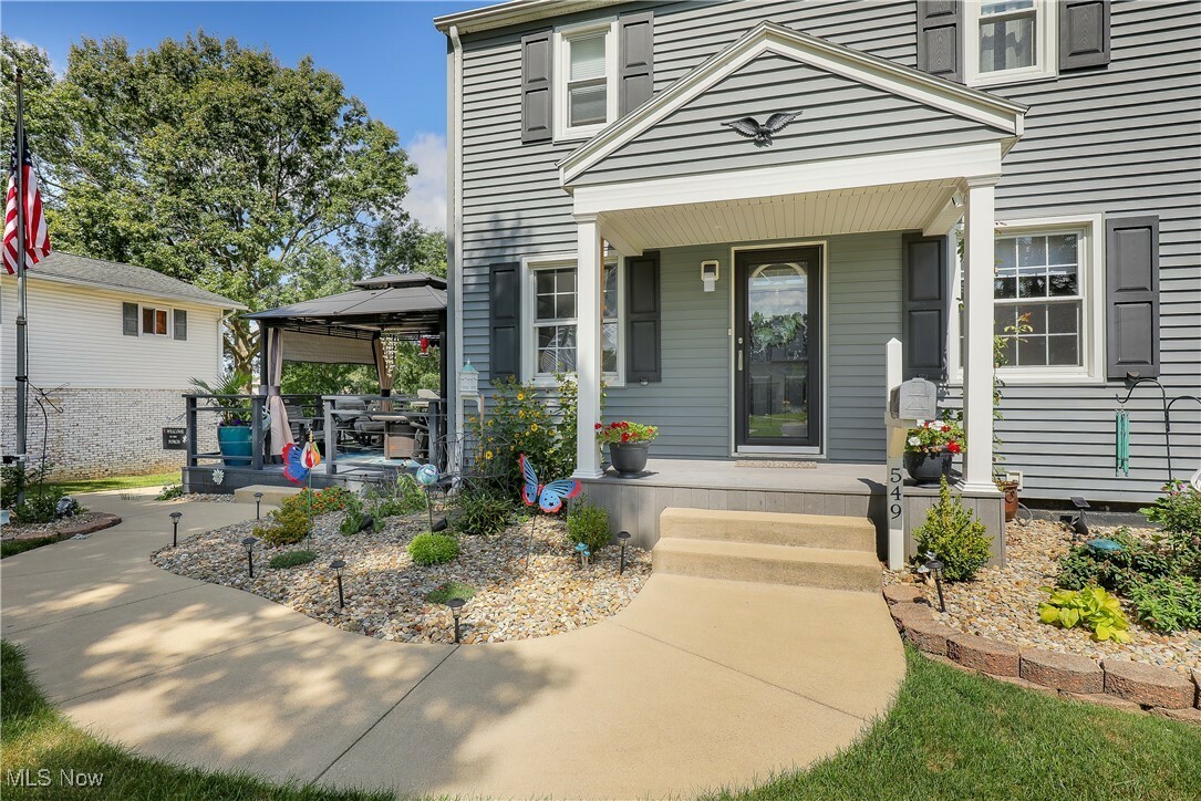 Property Photo:  549 Jefferson Avenue  OH 44203 