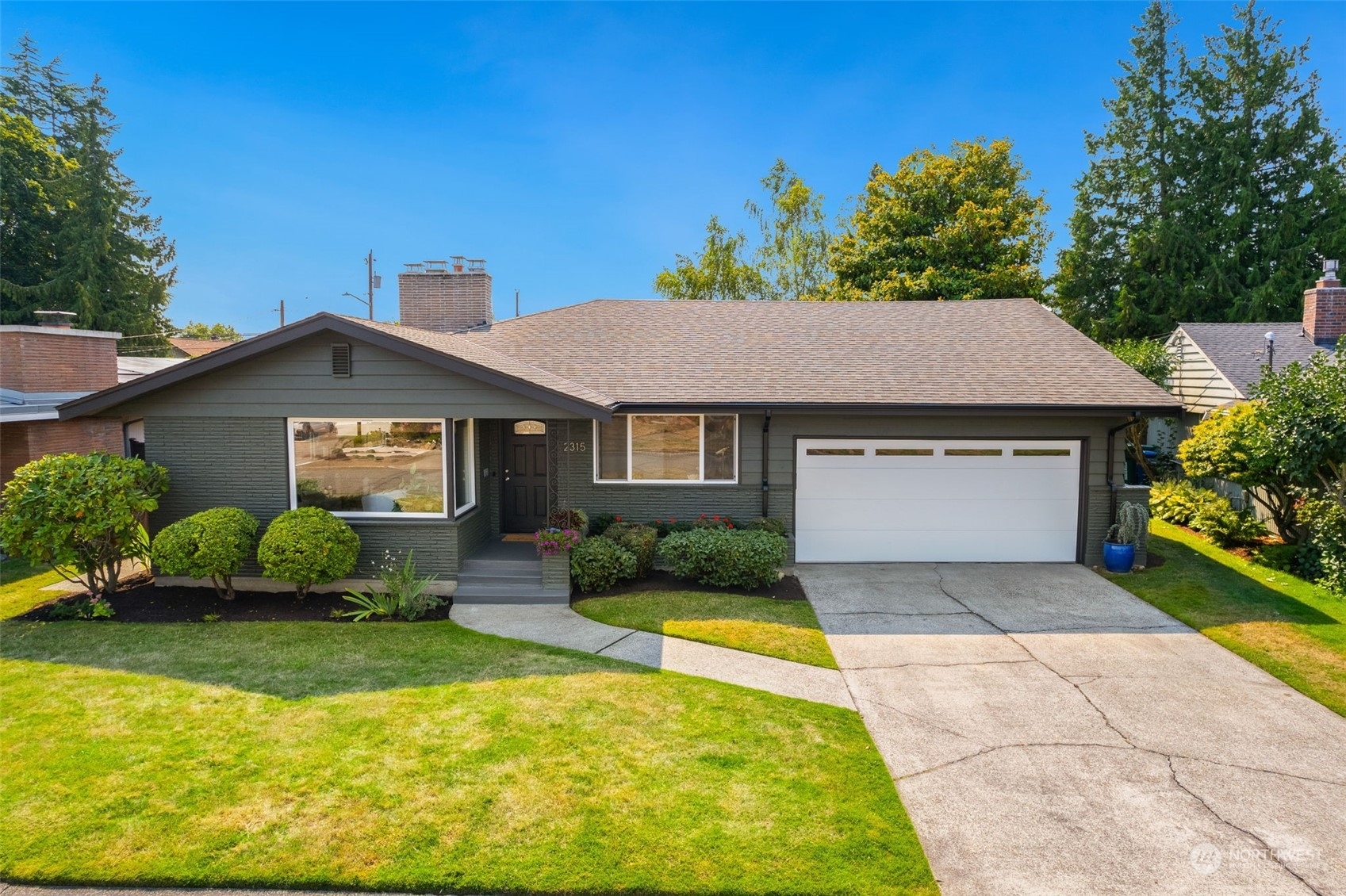 Property Photo:  2315 NW 86th Street  WA 98117 