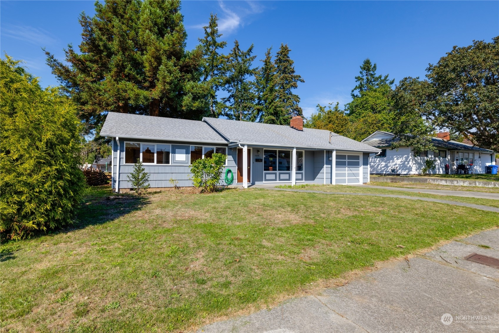 Property Photo:  1626 NE 2nd Avenue  WA 98277 