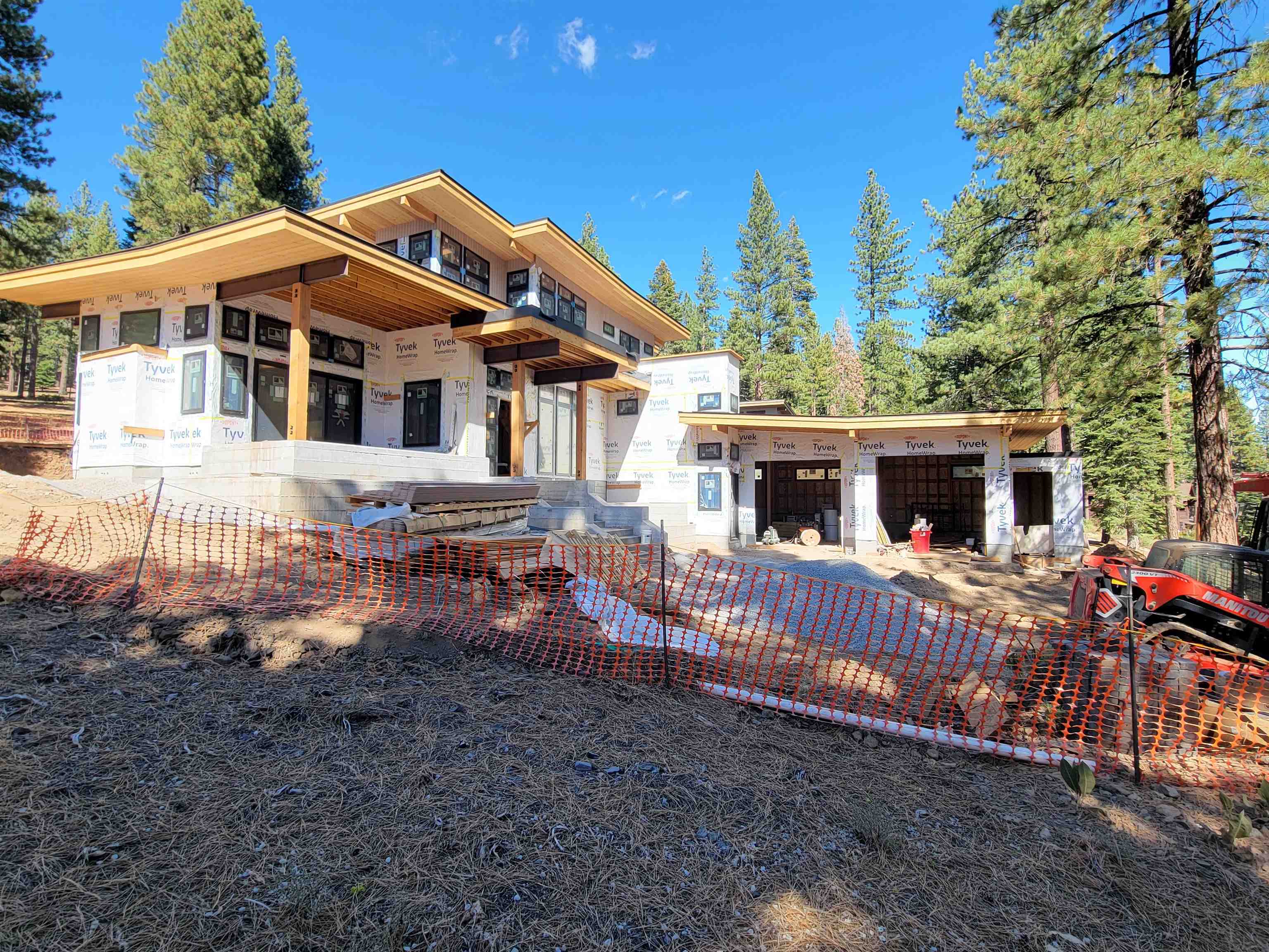 11630 Bottcher Loop  Truckee CA 96161 photo