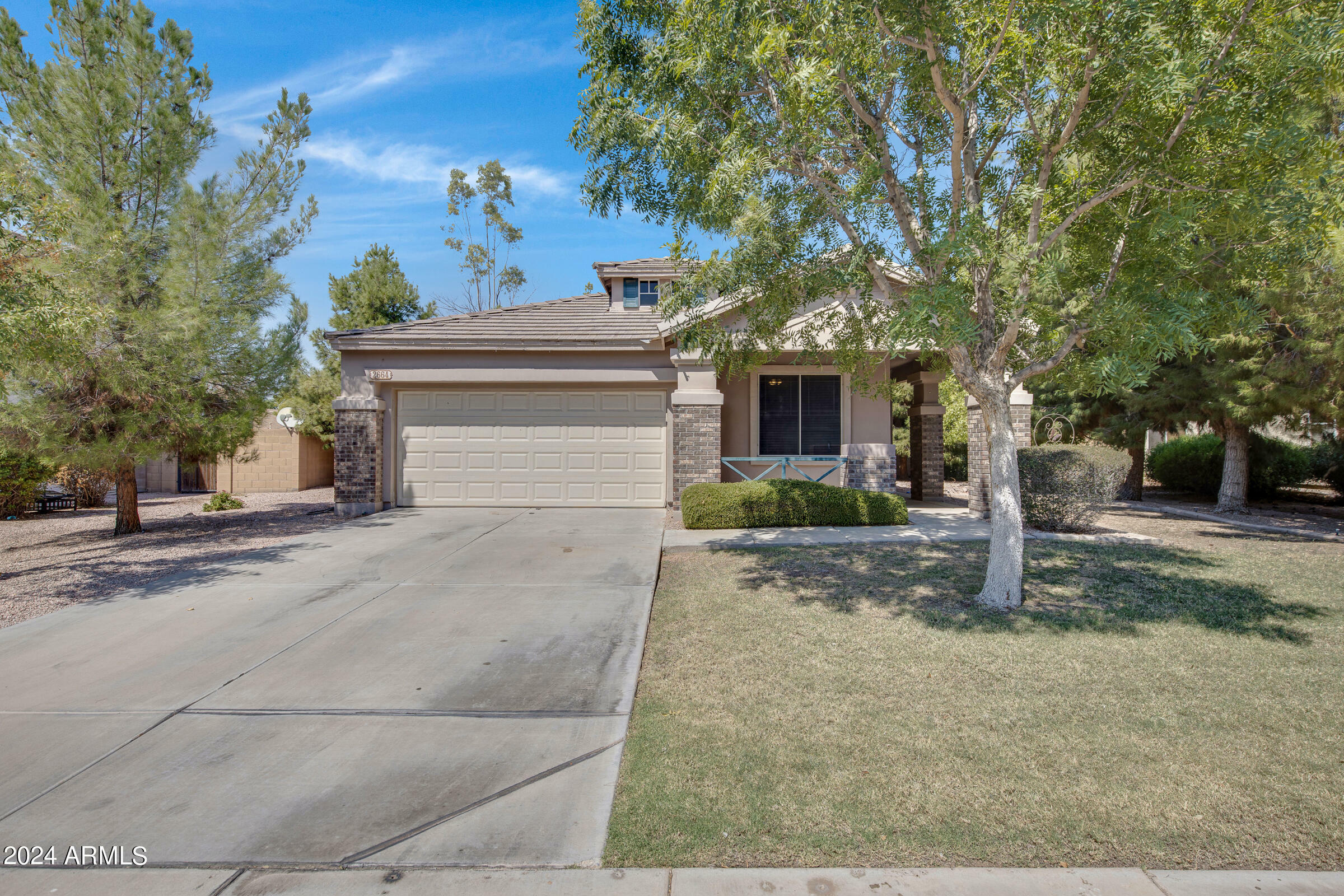 Property Photo:  2664 E Del Rio Street  AZ 85295 