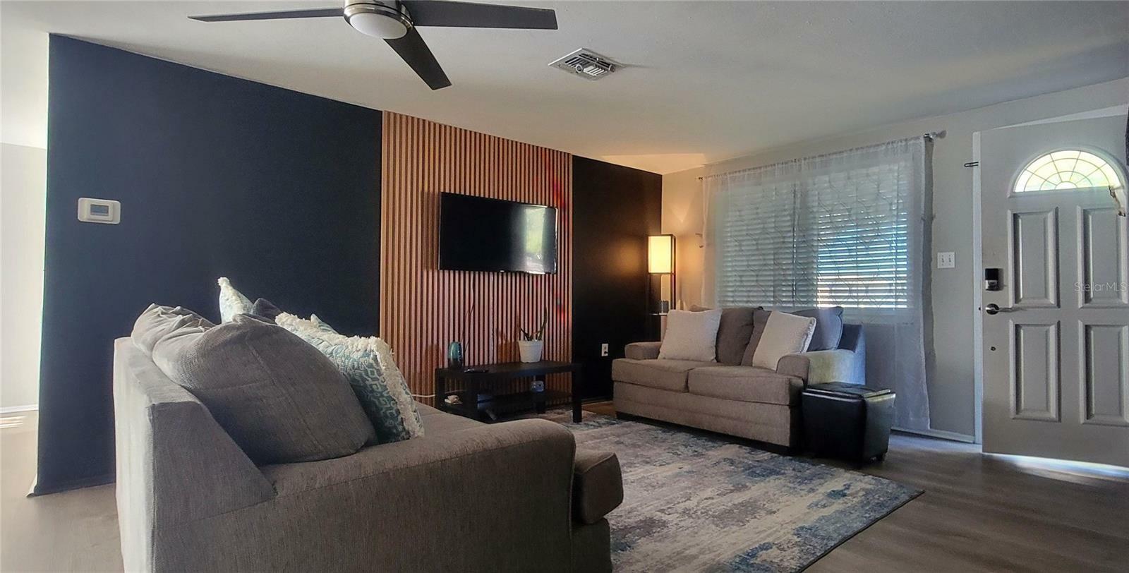 Property Photo: 3814 Holiday Lake Drive FL 34691
