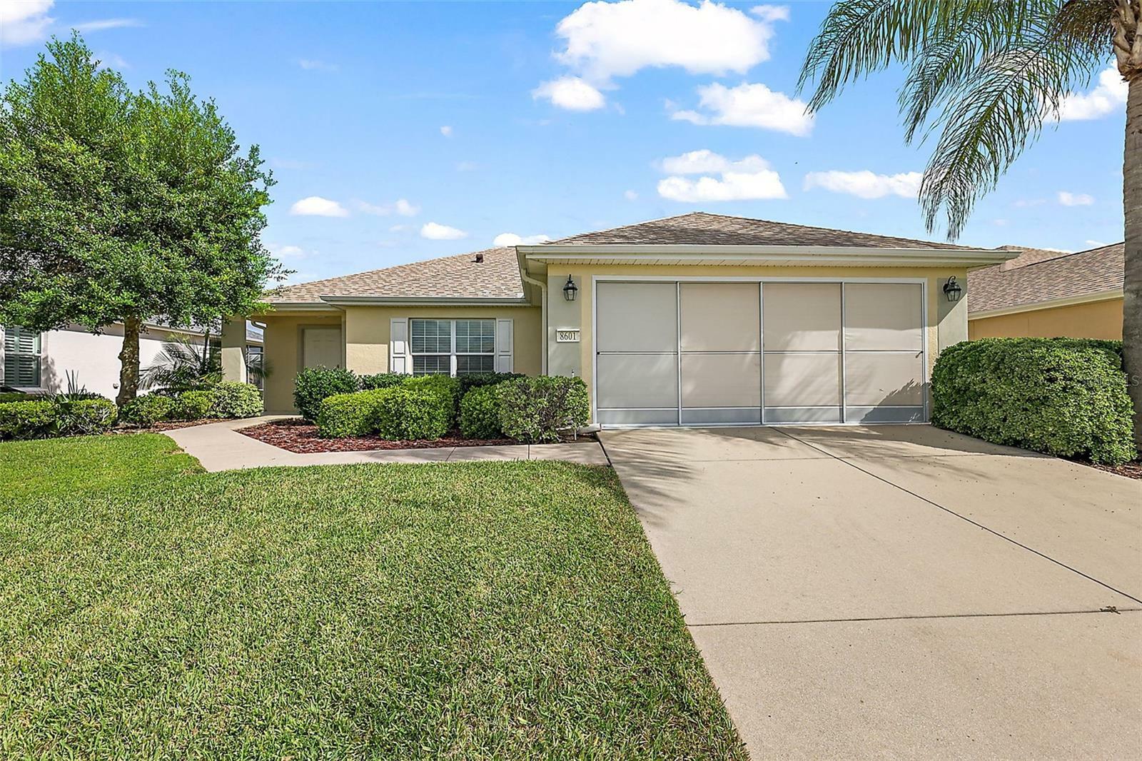 Property Photo:  8601 SE 133rd Street  FL 34491 