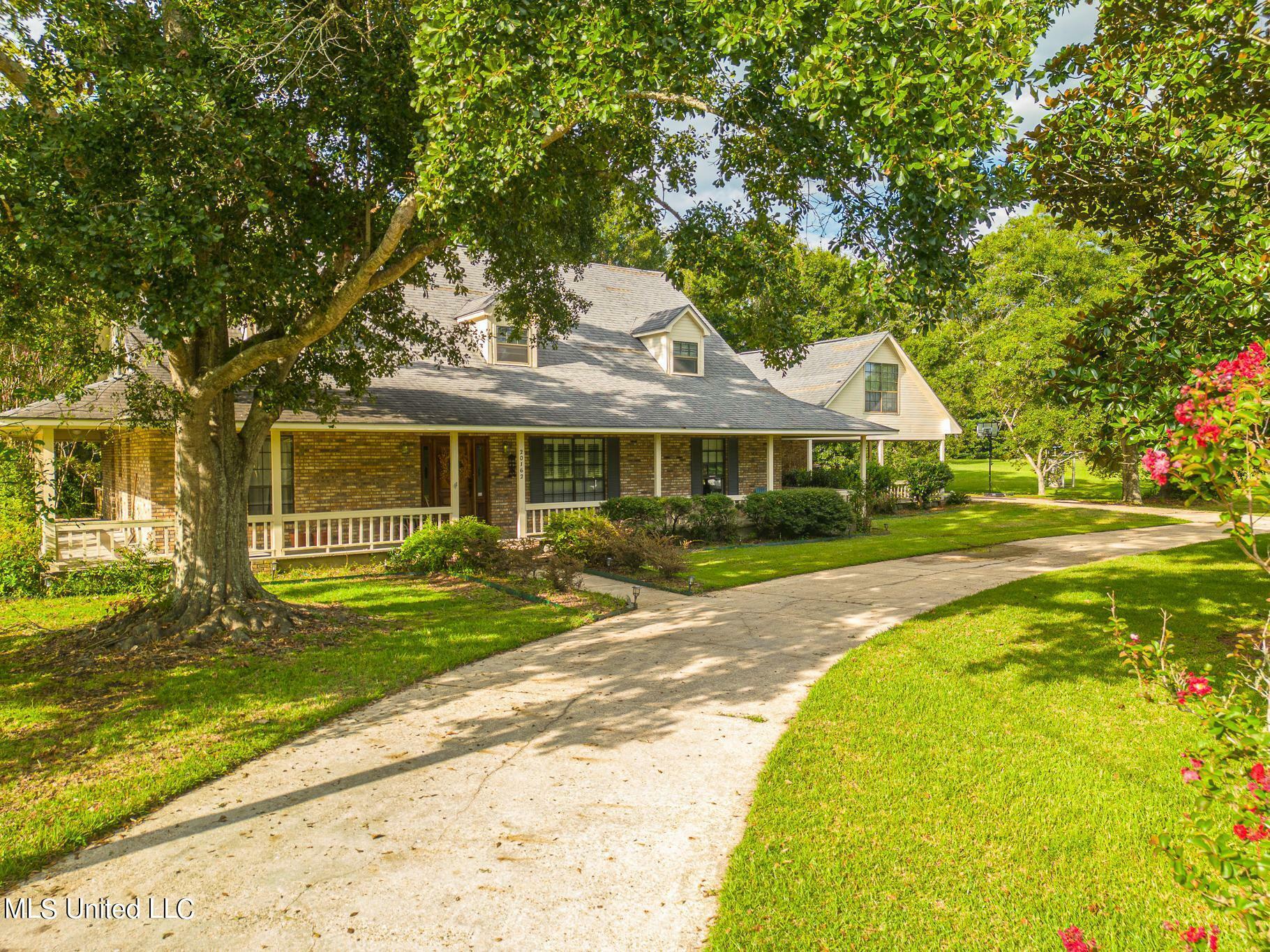 Property Photo:  20162 Lovers Lane  MS 39560 