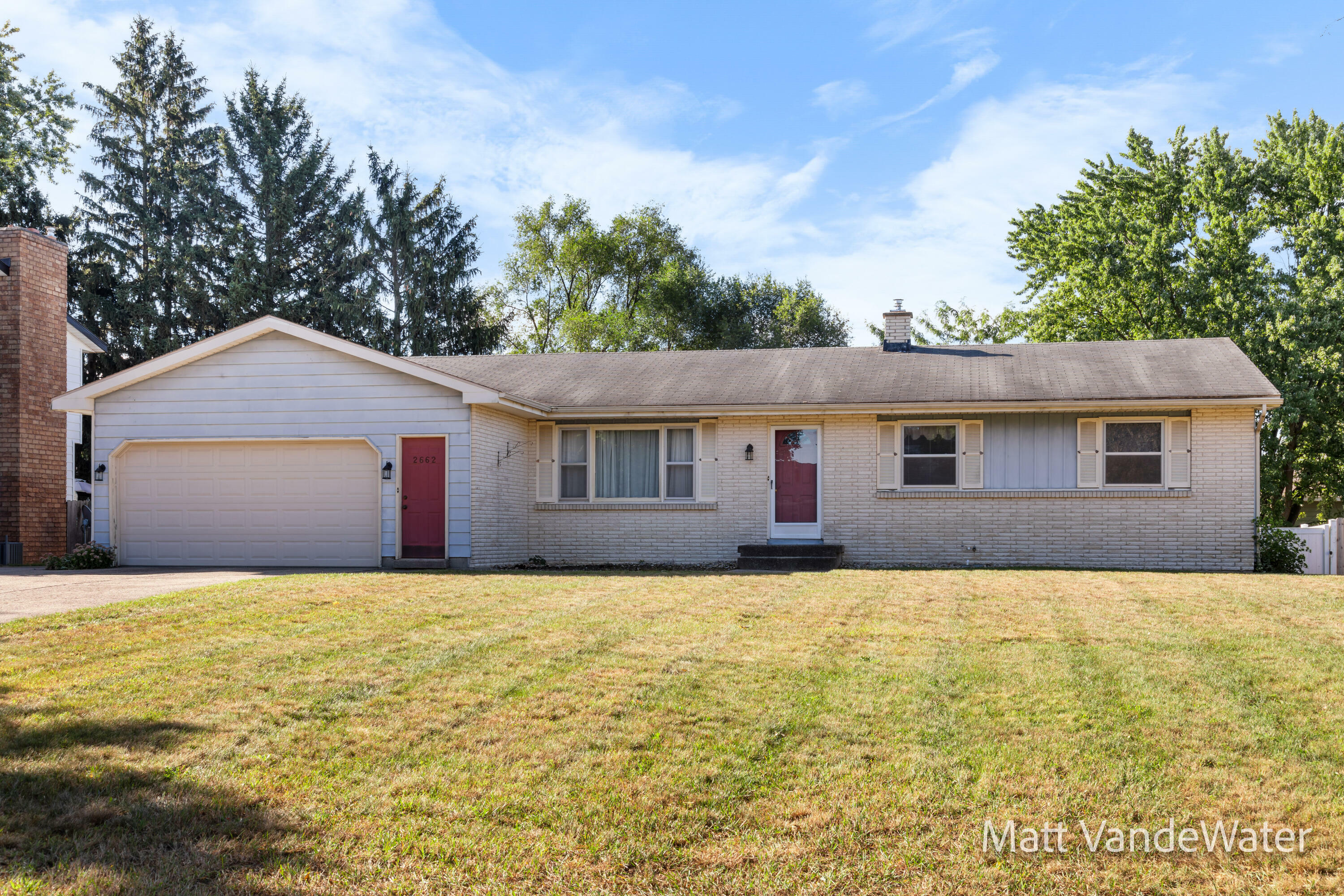 Property Photo:  2662 Fairbrook Drive  MI 49428 