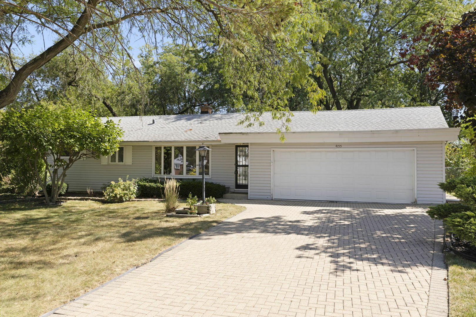 Property Photo:  4155 Northcott Avenue  IL 60515 