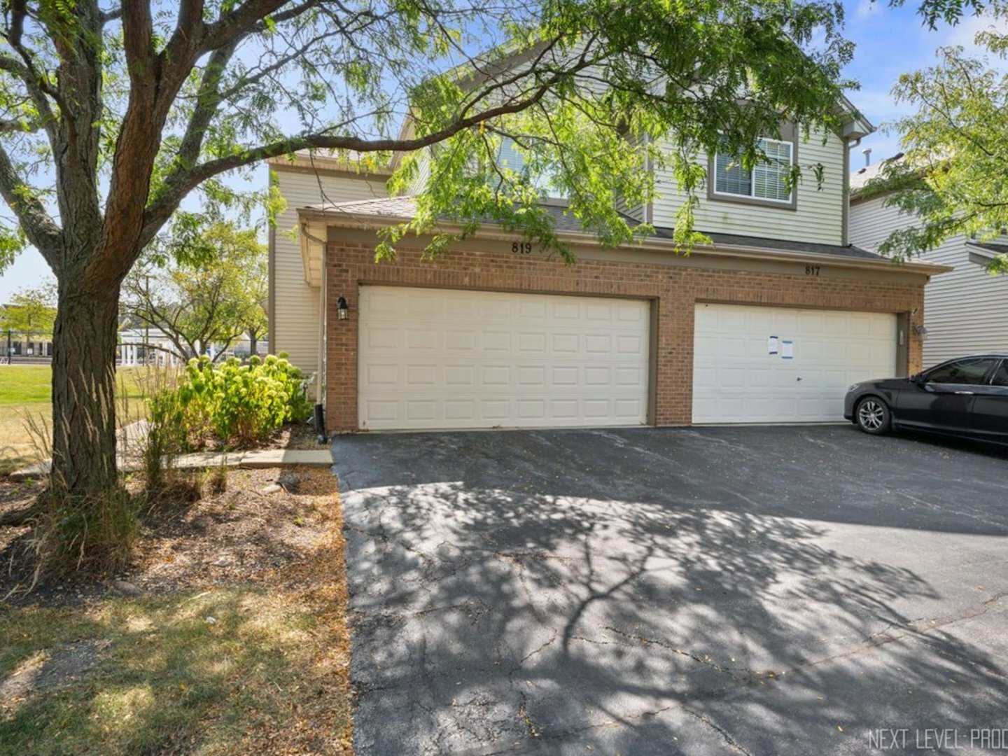 Property Photo:  819 Asbury Drive 0  IL 60502 