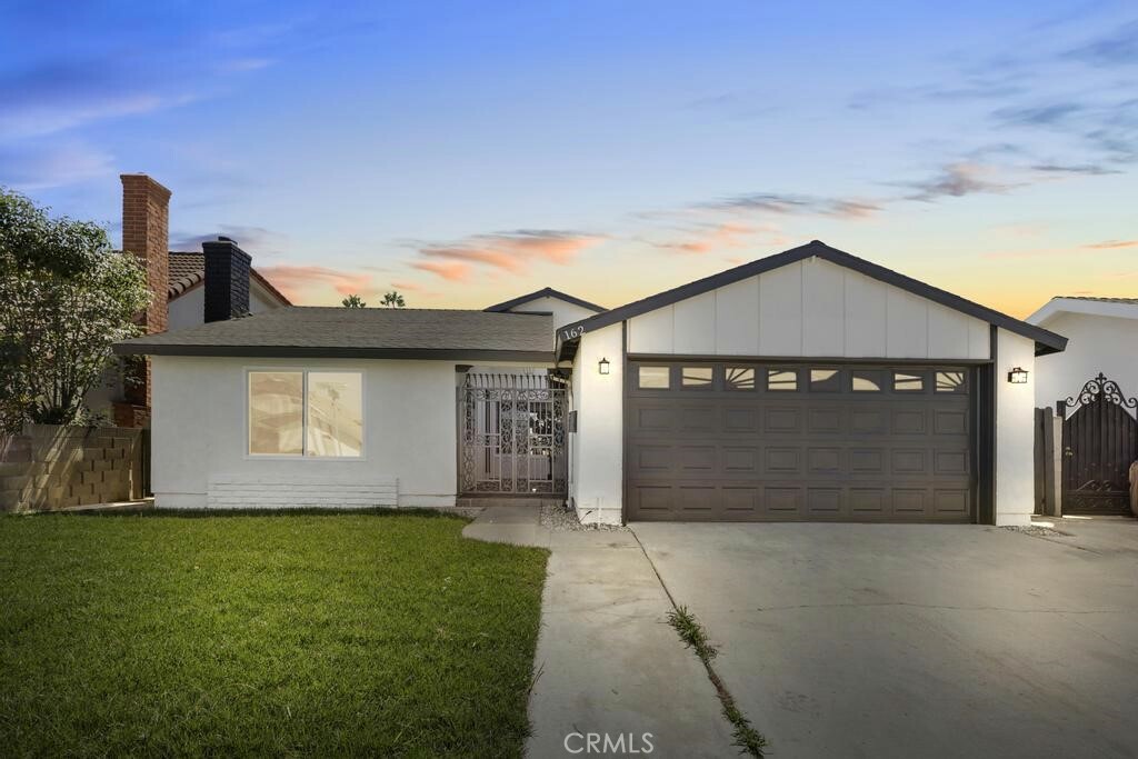 Property Photo:  162 W 231st Street  CA 90745 