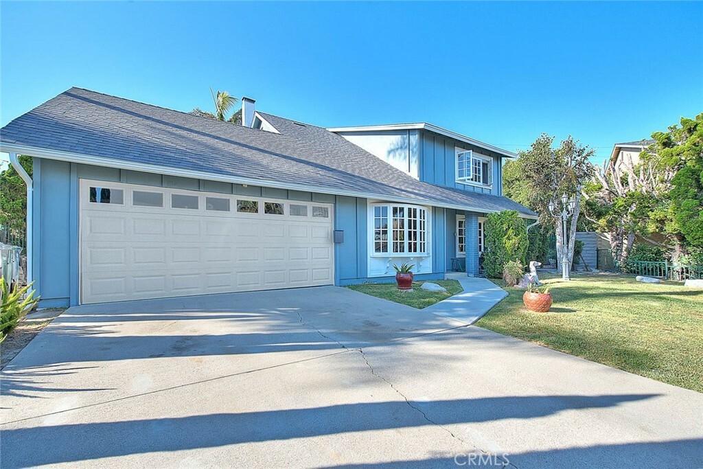 Property Photo:  21011 Manessa  CA 92646 