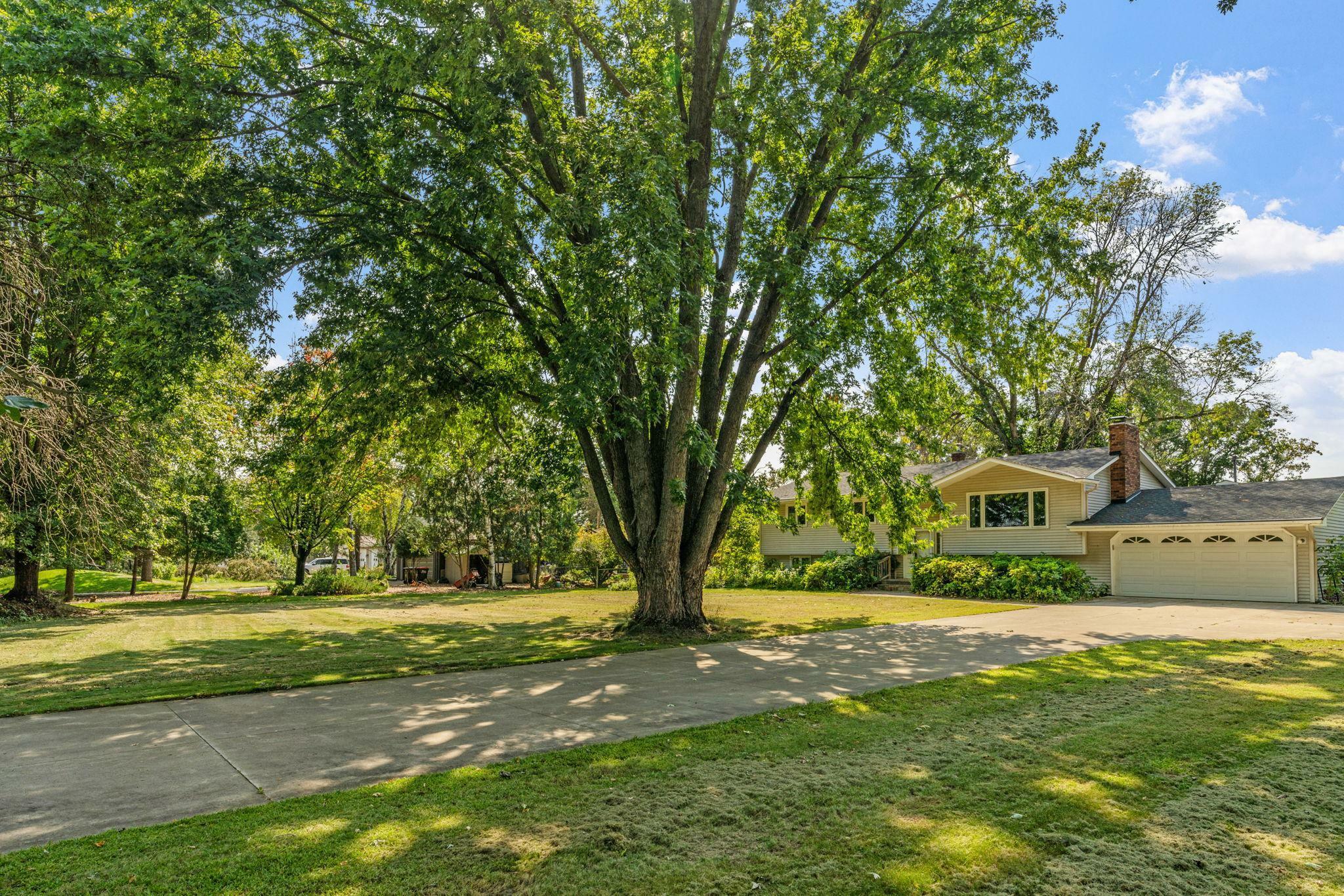 Property Photo:  9407 Jane Court N  MN 55042 